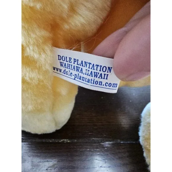 Dole Plantation Dole Hawaii Embroidery Yellow Bear Wahiawa Hawaii 14" Plush